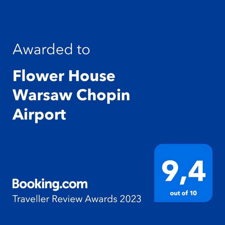 Flower House Warsaw Chopin Airport Exterior photo